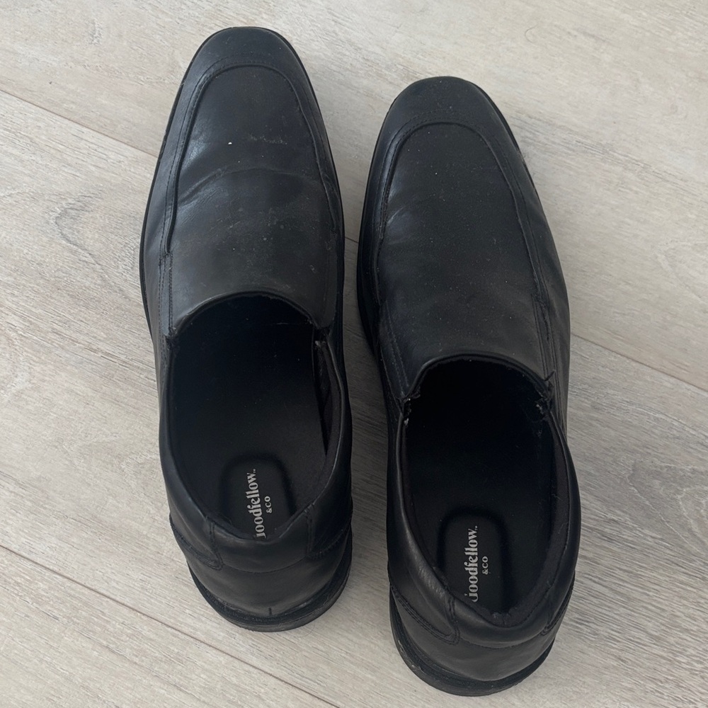 Men's Black Slip-On Dress Loafers